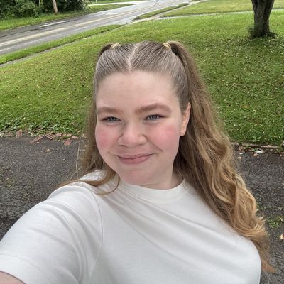 Katherine, 22