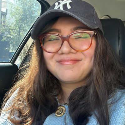 Nicole, 30