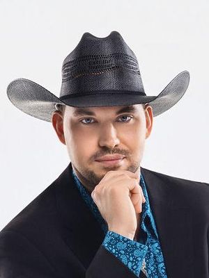 Justin, 34