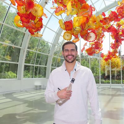 Mauricio, 28
