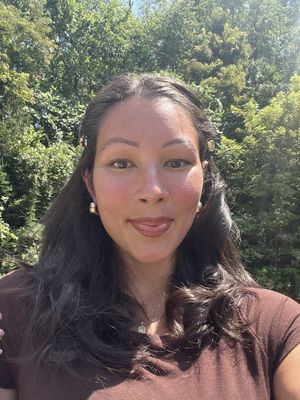 Maria, 25
