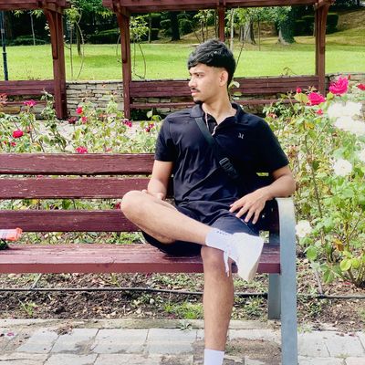 Nischal, 22