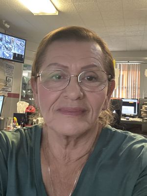 Olivia, 73