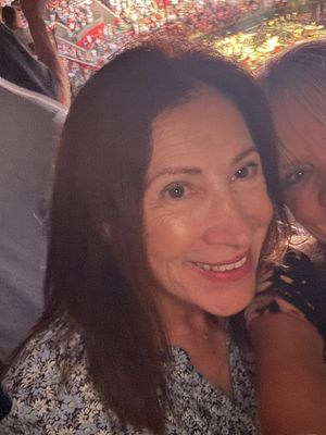 Meg, 62