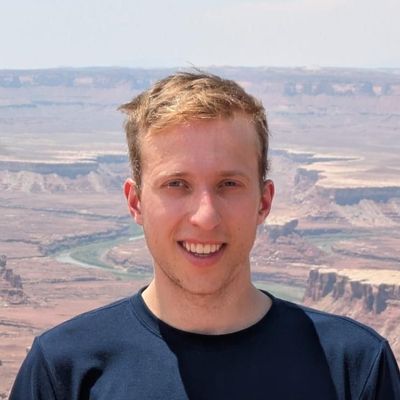 Lukas, 25