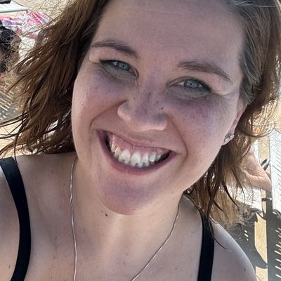Katie, 31