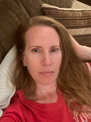 Nicole, 52