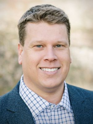 Daniel, 51