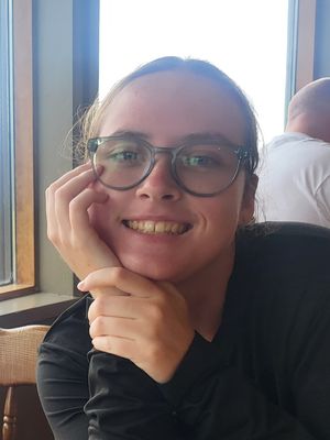 Annie, 22