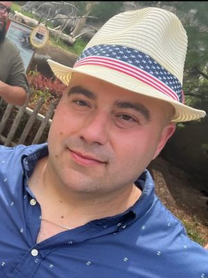 Mark, 39