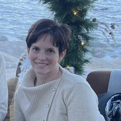 Jessica, 49