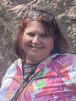 Carolynne, 52