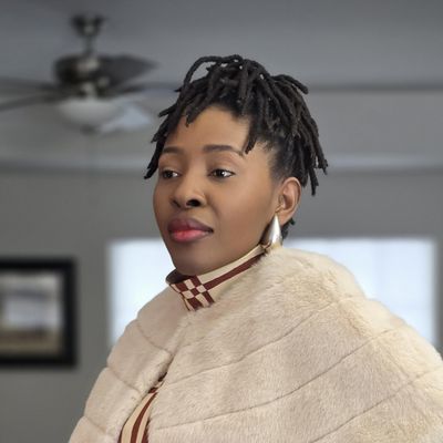 Nadege, 38
