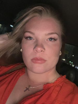 Kateri, 28