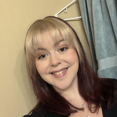 Rachel, 23
