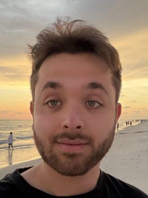 Kevin, 21