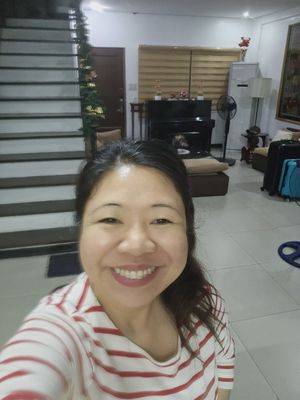 Shari, 49