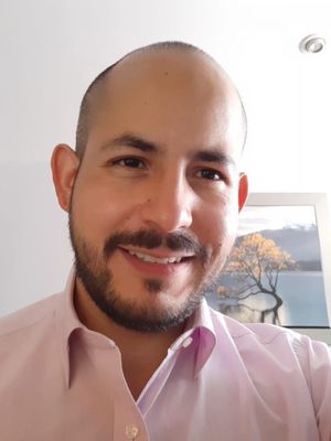 Hugo, 42