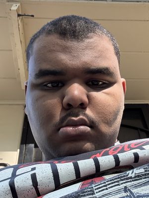 Deon, 20