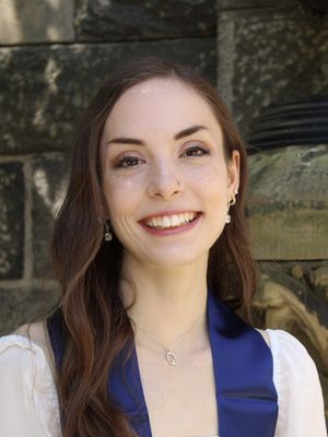 Emma, 25