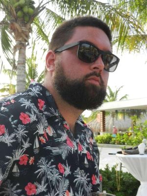 Alex, 31