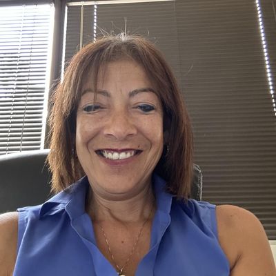 Emma, 53