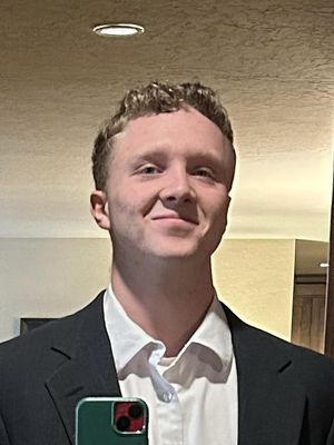 Gabe, 20
