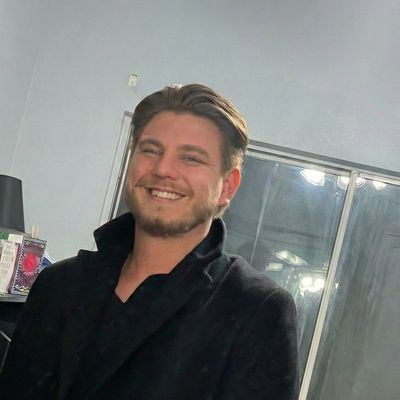 Christopher, 28