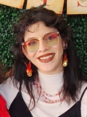 Gabriela, 29