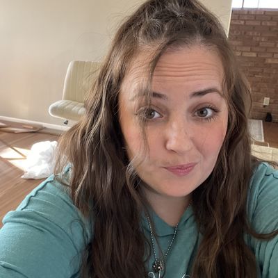 Emily, 35