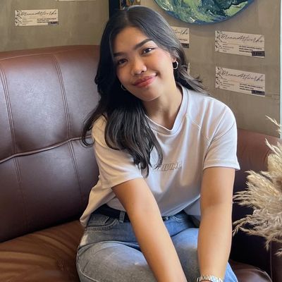 Tiffany, 26