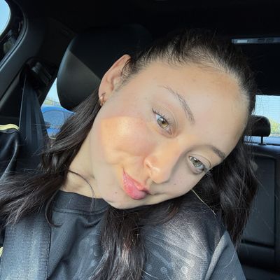 Aisha, 28