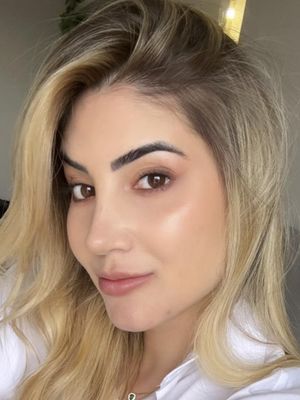 Viviane Martins, 29