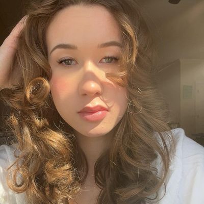Mary, 21