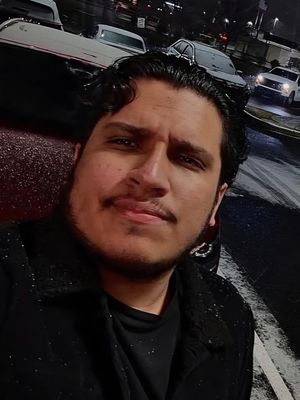 Sebastian, 24