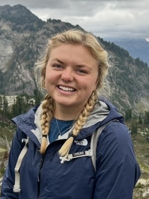 Maryrose, 24