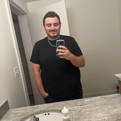 Dylan, 25
