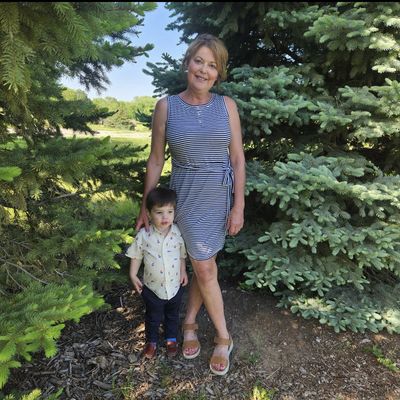 Julie, 58