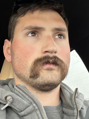 Justin, 26
