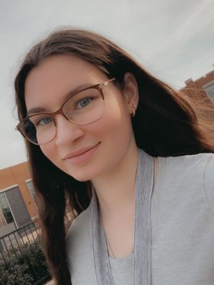 Molly, 25