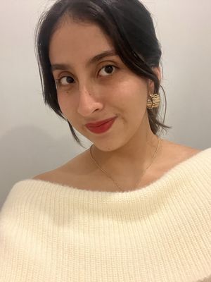 Maria Fe, 22