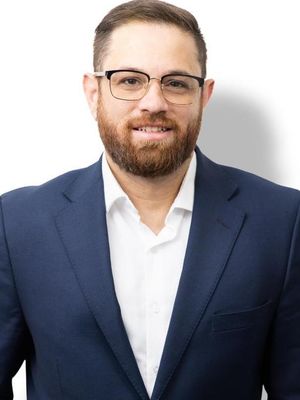 Hanson, 36