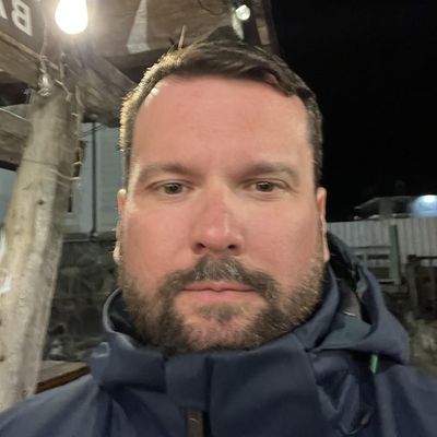 Jon, 40