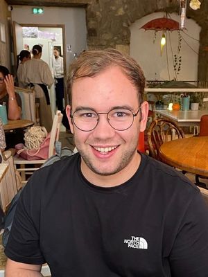 Jakob, 26
