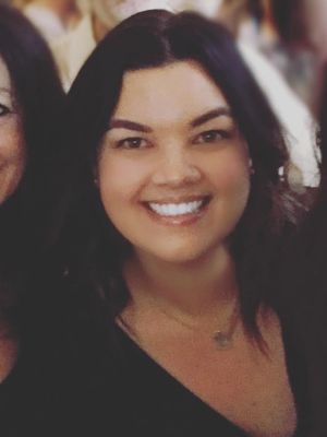 Cydney, 33