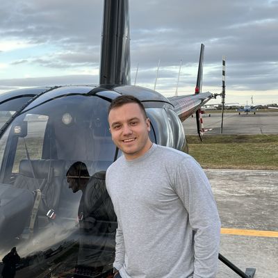 James, 28