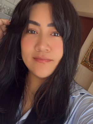 Diana Carolina, 39