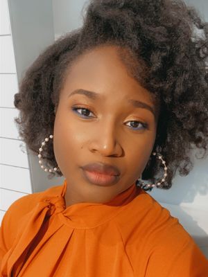 Nora, 34