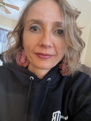 Kate, 48