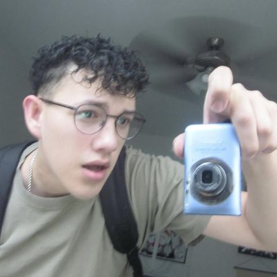 Jose, 21